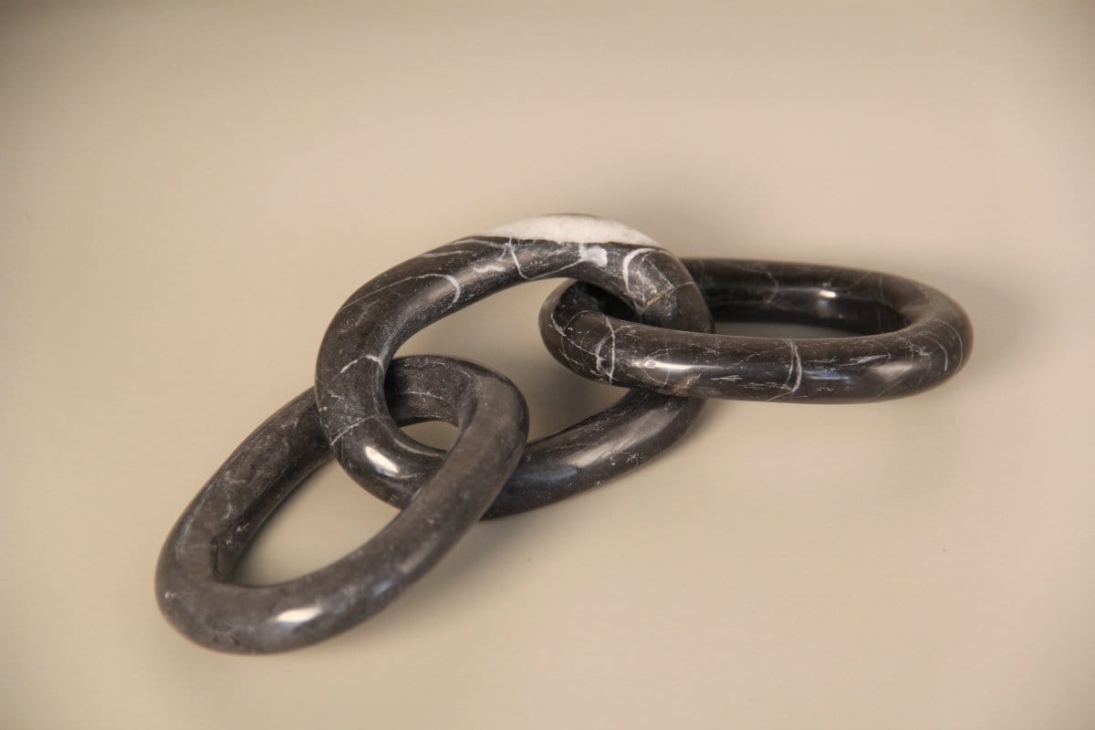 Escultura de Cadena de Mármol - Arte Guillomé