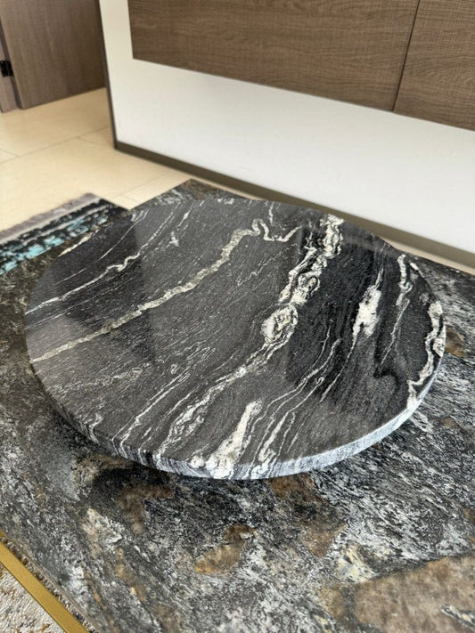 Lazy Susan Magma Black - Beta Negra – 40 cm de Diámetro - Arte Guillomé