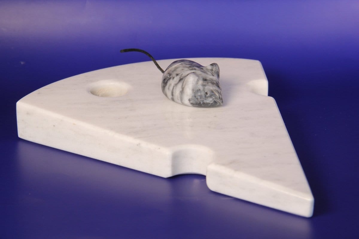 Tabla para Quesos y Carnes Frias en Forma de Rebanada de Queso - Arte Guillomé