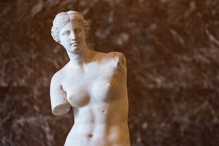 La Belleza Eterna del Mármol: Un Vistazo a su Significado en Diferentes Culturas - Arte Guillomé
