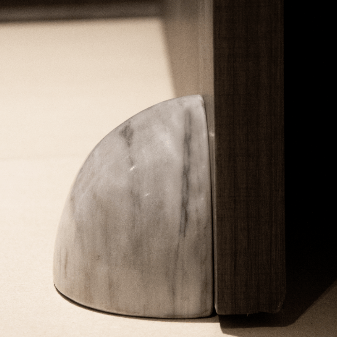 Tope de Puerta de Mármol en Forma de Media Esfera - Arte Guillomé